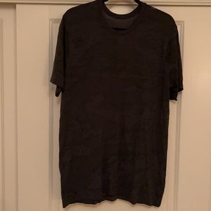 Lululemon Camo Tshirt